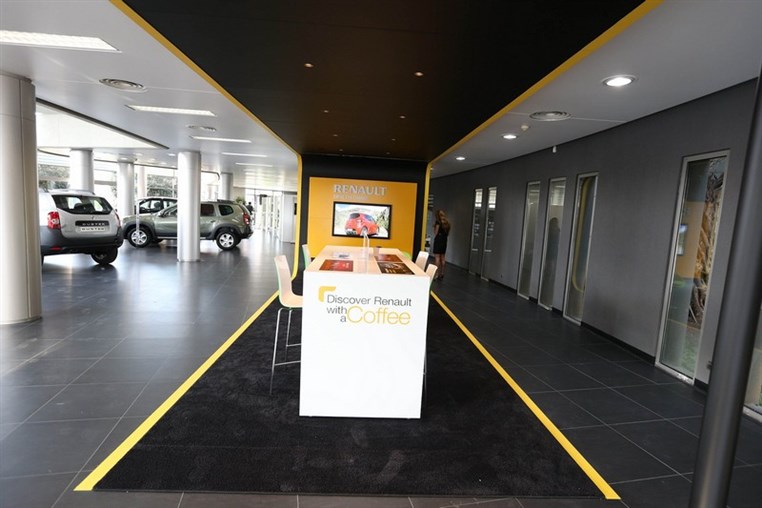 Bassoul Heneine Renault Concept Store Grand Opening